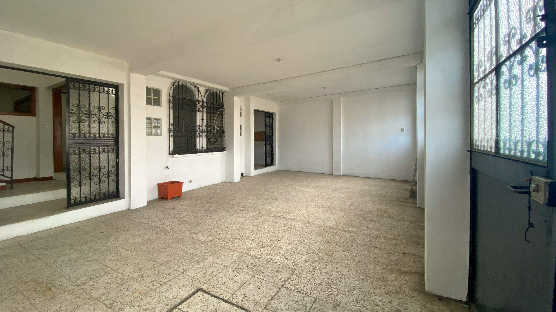 Casa para oficinas en el Bulevar Sur - Image 2