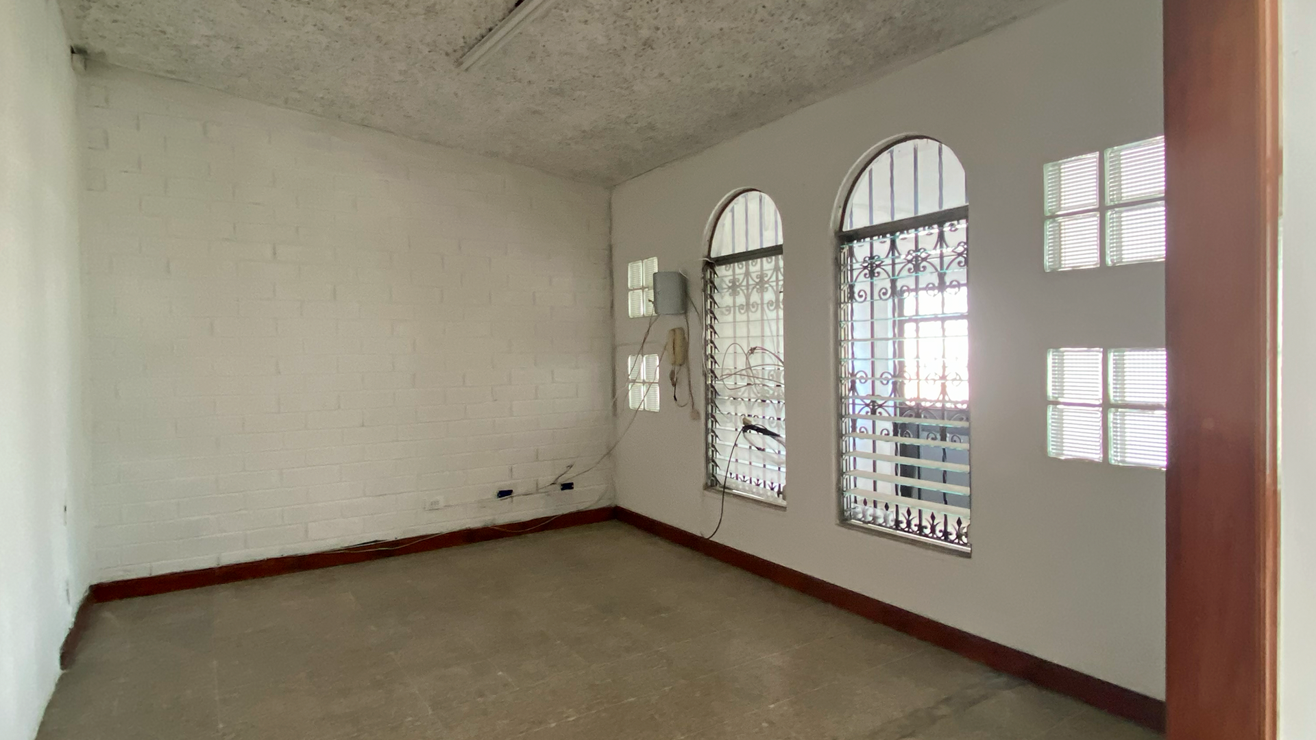 Casa para oficinas en el Bulevar Sur - Image 3