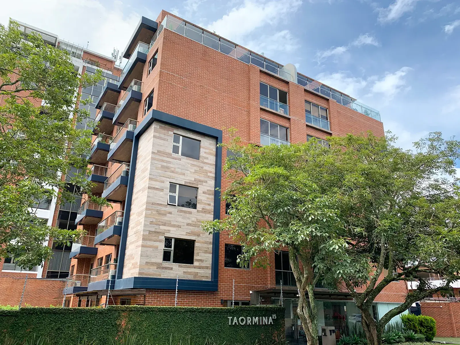 Taormina 15 Vista Hermosa Guatemala